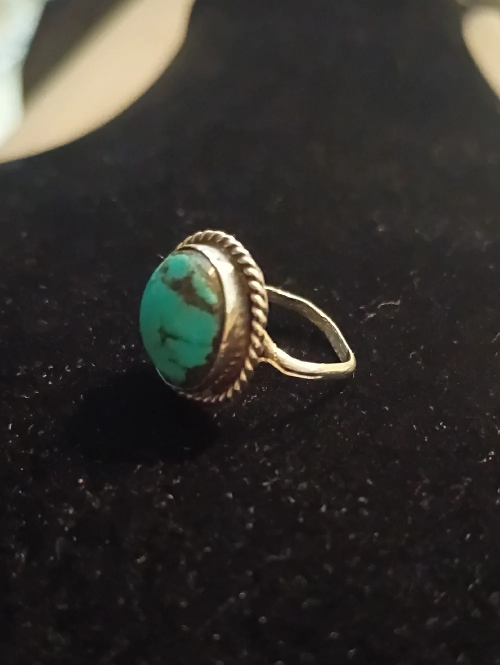 Authentic Small Native American-Navajo Turquoise And Sterling Silver Ring - Picture 1 of 9